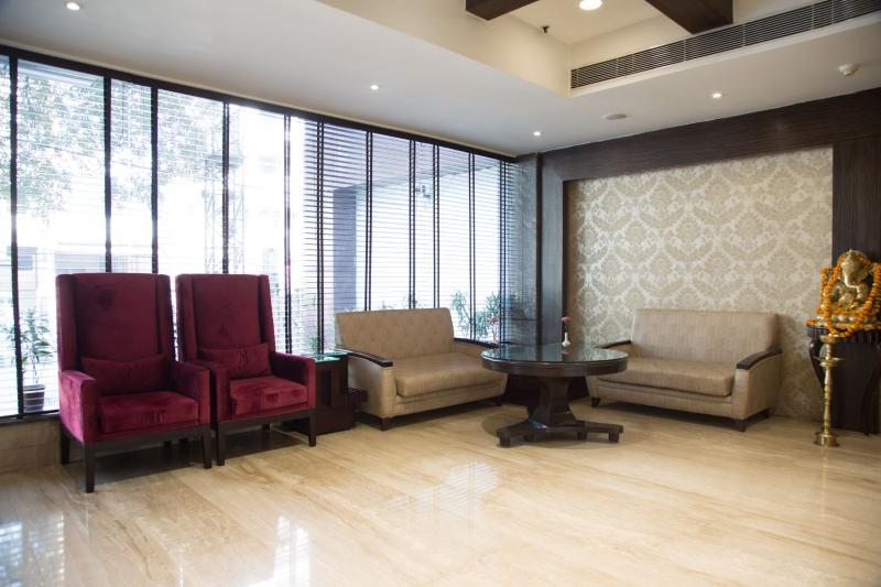 Bluemont Beacon Hotel New Delhi Gurgaon Exterior photo