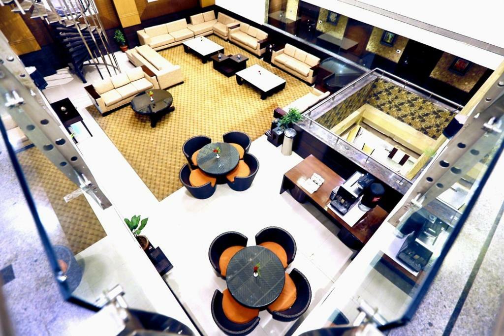 Bluemont Beacon Hotel New Delhi Gurgaon Exterior photo